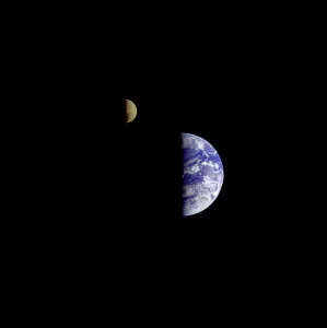 Earth View Prints: Earth and Moon in a single photographic frame