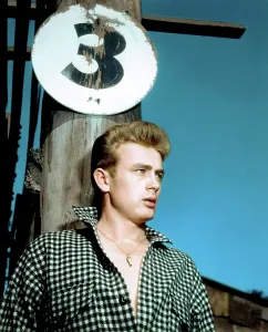 EAST OF EDEN, James Dean, 1955