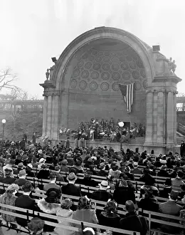 Show Prints: Easter services at the Central Park bandshell in New York City