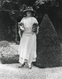 Senior Prints: Edith Wharton, won the 1921 Pulitzer Prize in fiction for her novel, THE AGE OF INNOCENCE
