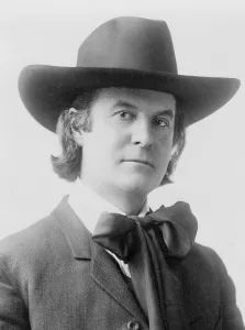 Images Dated 18th December 2007: Elbert Hubbard (1856-1915), American writer and publisher, in 1905 portrait