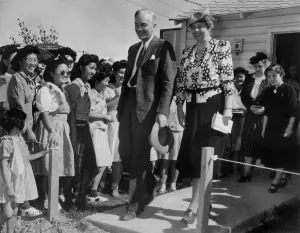 2013 Prints: Eleanor Roosevelt visiting Gila River