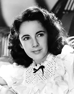 Jsx 73 Prints: Elizabeth Taylor, ca. 1946