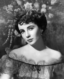 Images Dated 30th August 2006: Elizabeth Taylor, ca. early 1950s
