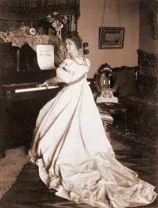 Images Dated 9th June 2008: Ellen Beach Yaw (1869-1947) seated at piano in 1907