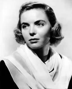 Mcguire Prints: THE ENCHANTED COTTAGE, Dorothy McGuire, 1945