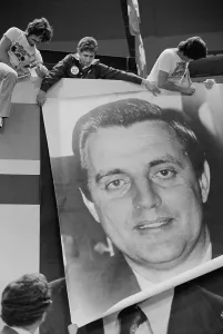 Liberals Prints: Enormous photograph of Walter Mondale