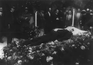 Caruso Prints: Enrico Caruso's funeral at Church San Francisco de Paulo in Naples