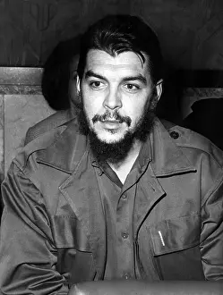 Cuba Prints: Ernesto Che Guevara steps off a plane in Havana