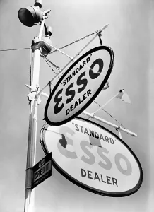 Lamp Post Prints: Esso. Gasoline sign on Chestnut Street