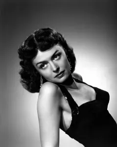 Halter Dress Prints: FROM HERE TO ETERNITY, Donna Reed, 1953