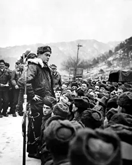 Hope Prints: EV1885 - BOB HOPE WITH TROOPS, Bayonet Bowl in Korea