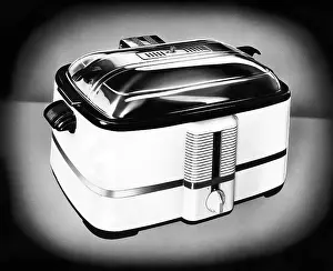 History Prints: EV1899 - Roaster, circa 1950s. Courtesy: CSU Archives / Everett Collection