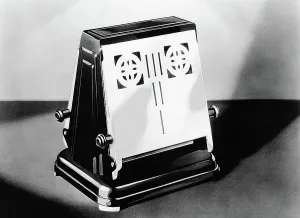 History Prints: EV1901 - TOASTER. Courtesy: CSU Archives / Everett Collection