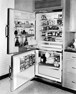 History Prints: EV1905 - Refrigerator, 1961. Courtesy: CSU Archives / Everett Collection