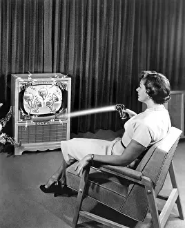 History Prints: EV1910 - Early Zenith remote control TV set