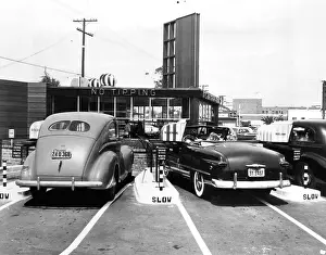 Restaurant Prints: EV1917 - Drive-in restaurant The Track