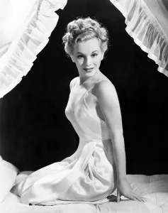 Images Dated 11th December 2015: Eva Gabor, ca. mid-1940s