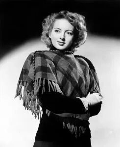 Shawl Prints: Evelyn Keyes, 1943