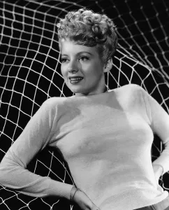 Evelyn Prints: Evelyn Keyes, 1945