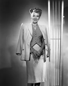 Evelyn Prints: Evelyn Keyes, mid-1940s