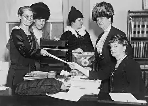 19th Amendment Prints: Executive committee of the National League of Women Voters in 1924