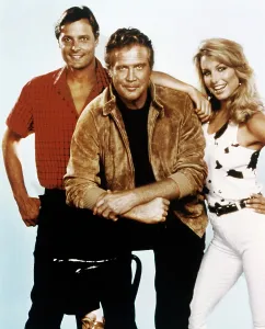 Douglas Prints: THE FALL GUY, from left: Douglas Barr, Lee Majors, Heather Thomas, 1981-1986