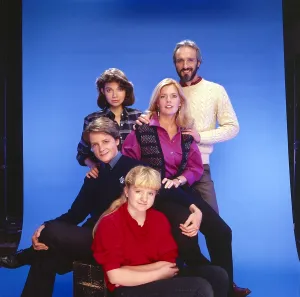 Meredith Prints: FAMILY TIES, from front: Tina Yothers