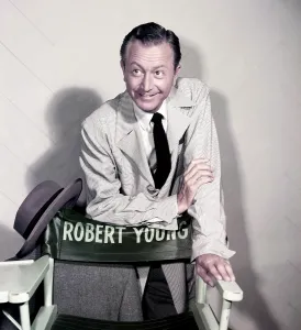 1950s Candids Prints: FATHER KNOWS BEST, Robert Young, on-set, 1954-60 (ca. 1954 photo)