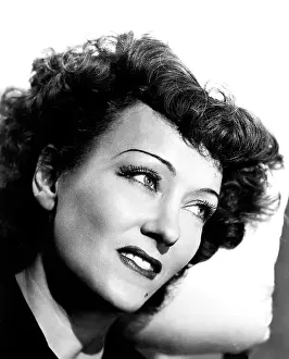Jsx 64 Prints: FATHER TAKES A WIFE, Gloria Swanson, 1941