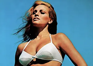 Images Dated 20th October 2009: FATHOM, Raquel Welch, 1967. 20th Century-Fox Film Corporation