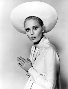 1960s Fashion Prints: FAYE DUNAWAY, portrait c. 1960s