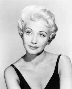 Images Dated 8th July 2014: THE FEMALE ANIMAL, Jane Powell, 1958
