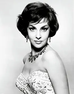 Images Dated 18th December 2018: NEVER SO FEW, Gina Lollobrigida, 1959