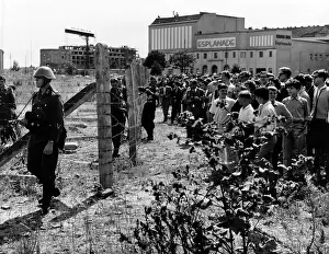 Protesters Prints: First Days of the Berlin Wall