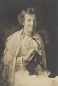 Lcgr1216 Prints: Former First Lady Edith Carow Roosevelt knitting in 1917