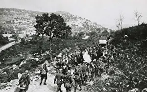 First Wolrd War. Troops of the Italian front that fought in the fifth battle of Isonzo river. AISA/Everett Collection**US SALES ONLY**