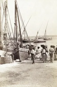 Images Dated 16th August 2007: Fishing boats in Lisbon, Portugal, circa late 1800s