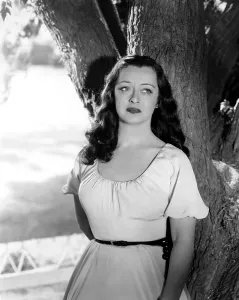 Images Dated 31st January 2017: BEYOND THE FOREST, Bette Davis, 1949