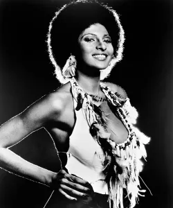 Afro Prints: FOXY BROWN, Pam Grier, 1974