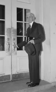 Images Dated 10th June 2013: Francis Townsend after meeting with FDR