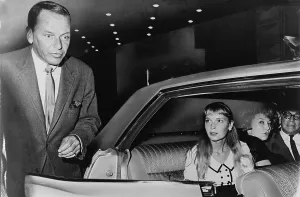 Farrow Prints: Frank Sinatra (1915-98) and Mia Farrow (b)