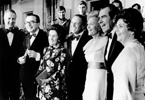 Frank Prints: Frank Sinatra performs at the White House
