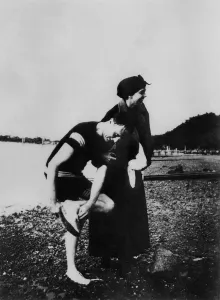 Lcgr1305 Prints: Franklin and Eleanor Roosevelt at Campobello Island in 1920