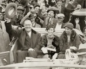Waving Hat Prints: Franklin Roosevelt campaigning with Anna and Eleanor in Georgia