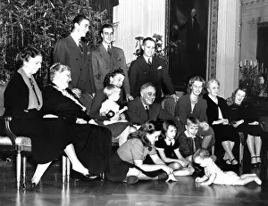 Holidays Prints: Franklin Roosevelt's Christmas family photo at the White House