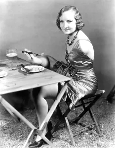Foot Prints: FREAKS, Frances O'Connor, 1932