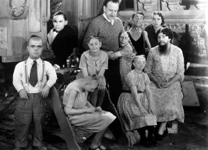 Browning Prints: FREAKS, from left: Jerry Austin
