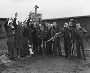 Freed Prints: Freed Allied soldiers pose at Dulag-Luft