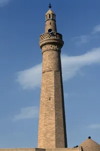 Iran Prints: Friday Mosque, 10th Century, 28 m, brickwork - Whole artwork view